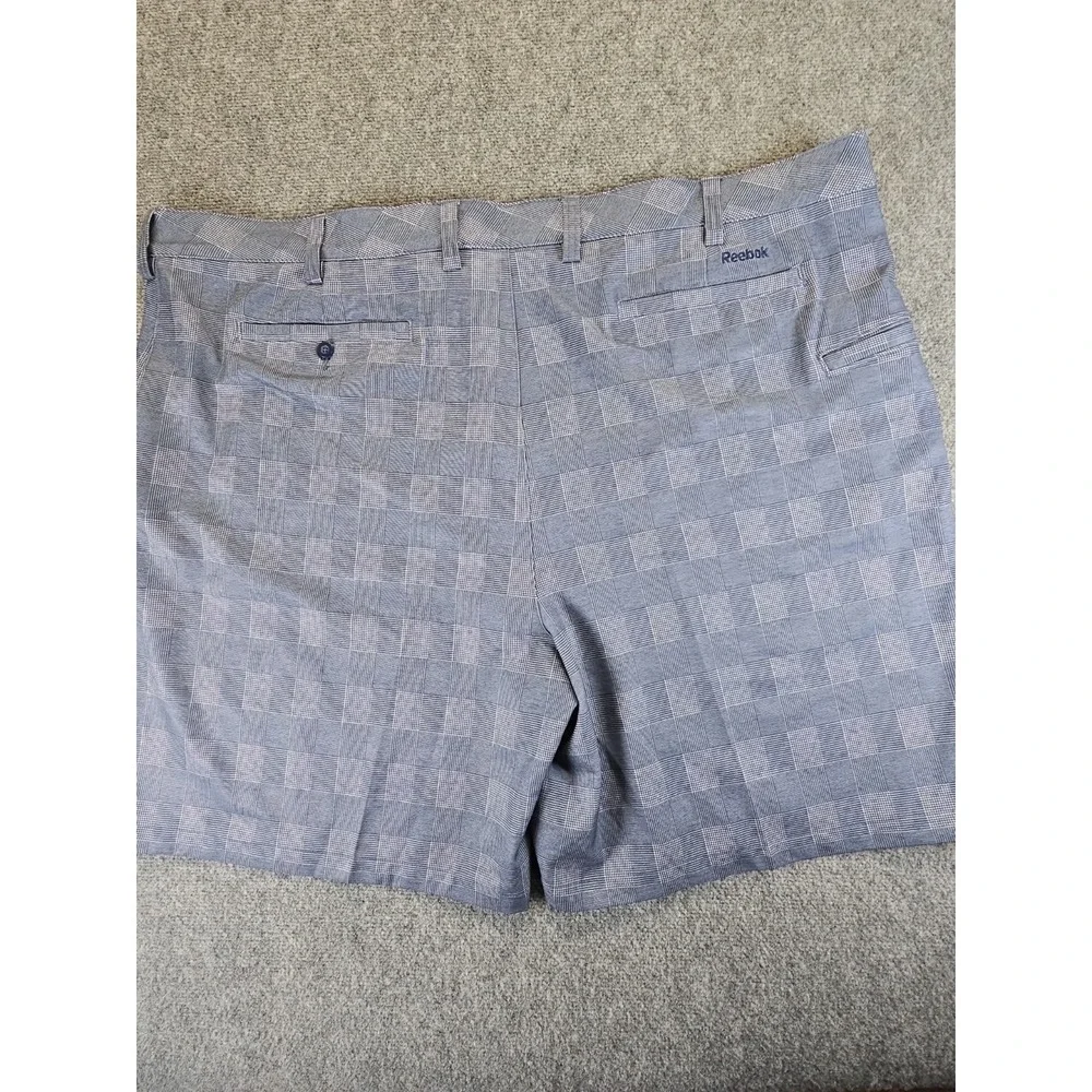 Reebok Shorts Mens 54 Navy Blue Plaid Pockets Logo Performance Golf Casual 1581